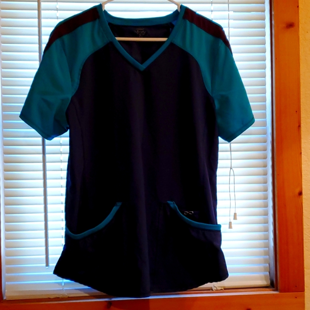 Cherokee infinity scrub top